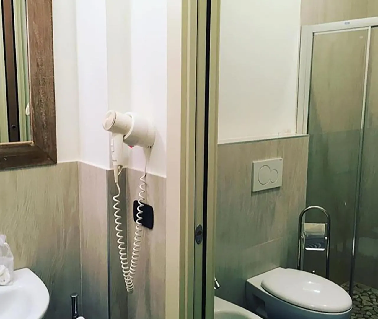 Hotel La Finestra sul Porto Cesenatico Affittacamere